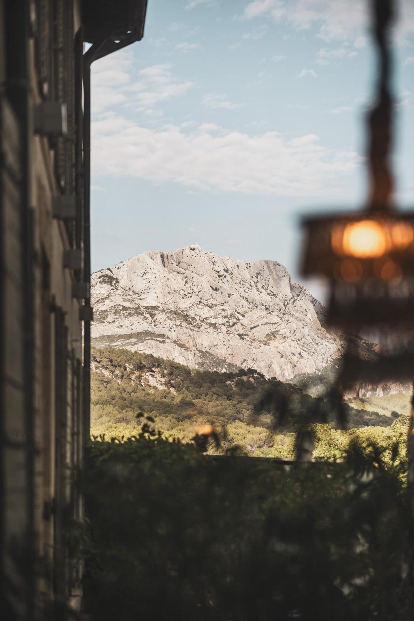Les Lodges Sainte-Victoire Hotel & Spa Le Tholonet Ngoại thất bức ảnh